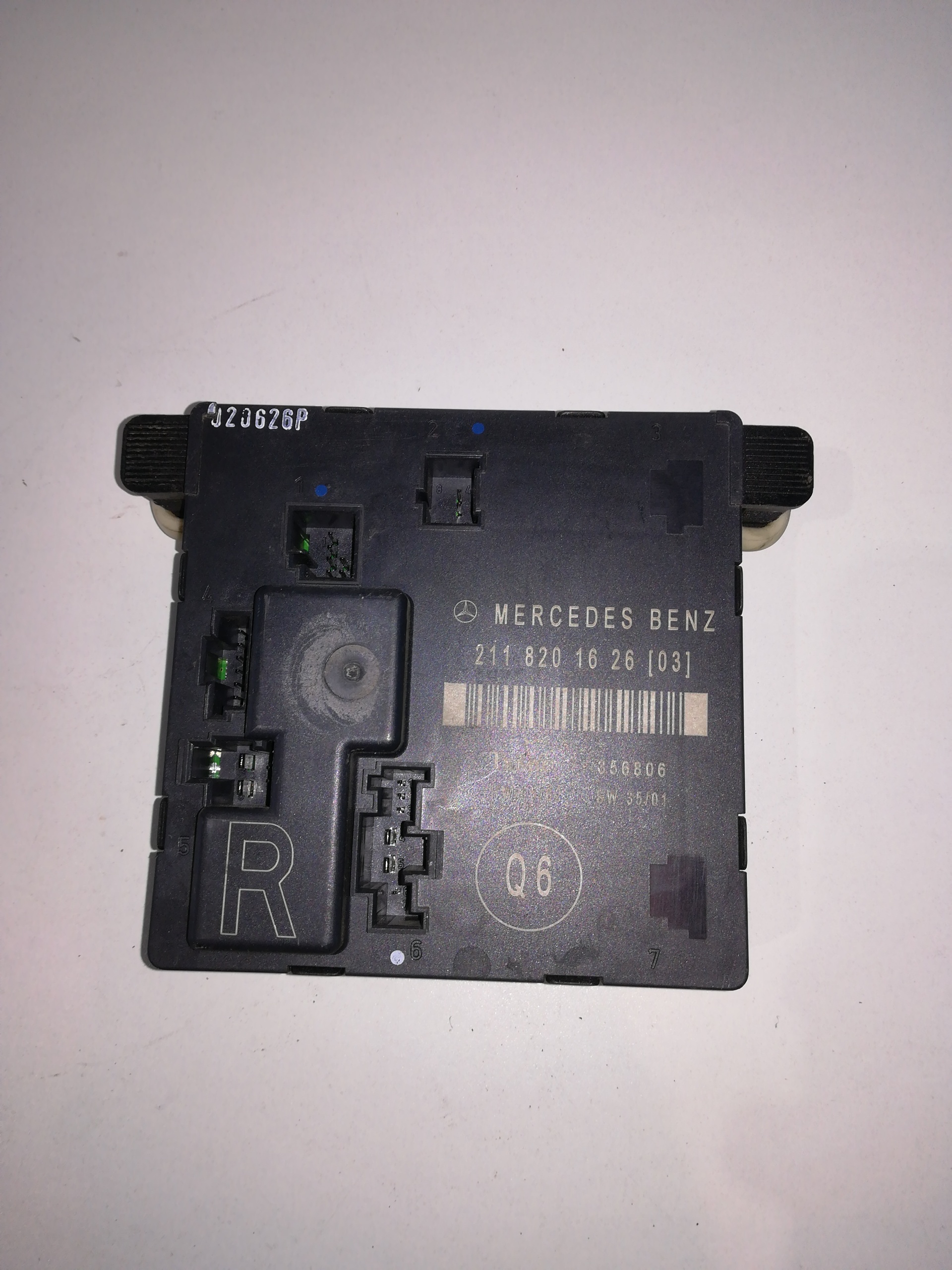 MAZDA E-Class W211/S211 (2002-2009) Other Control Units 2118201626, TRASERADERECHA 22385843