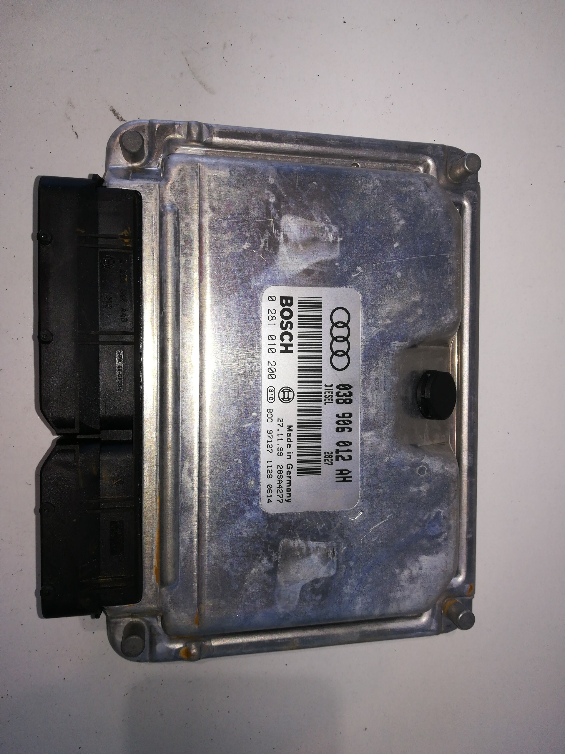 VOLKSWAGEN Passat B5 (1996-2005) Engine Control Unit ECU 0281010200,038906012AH 22380020