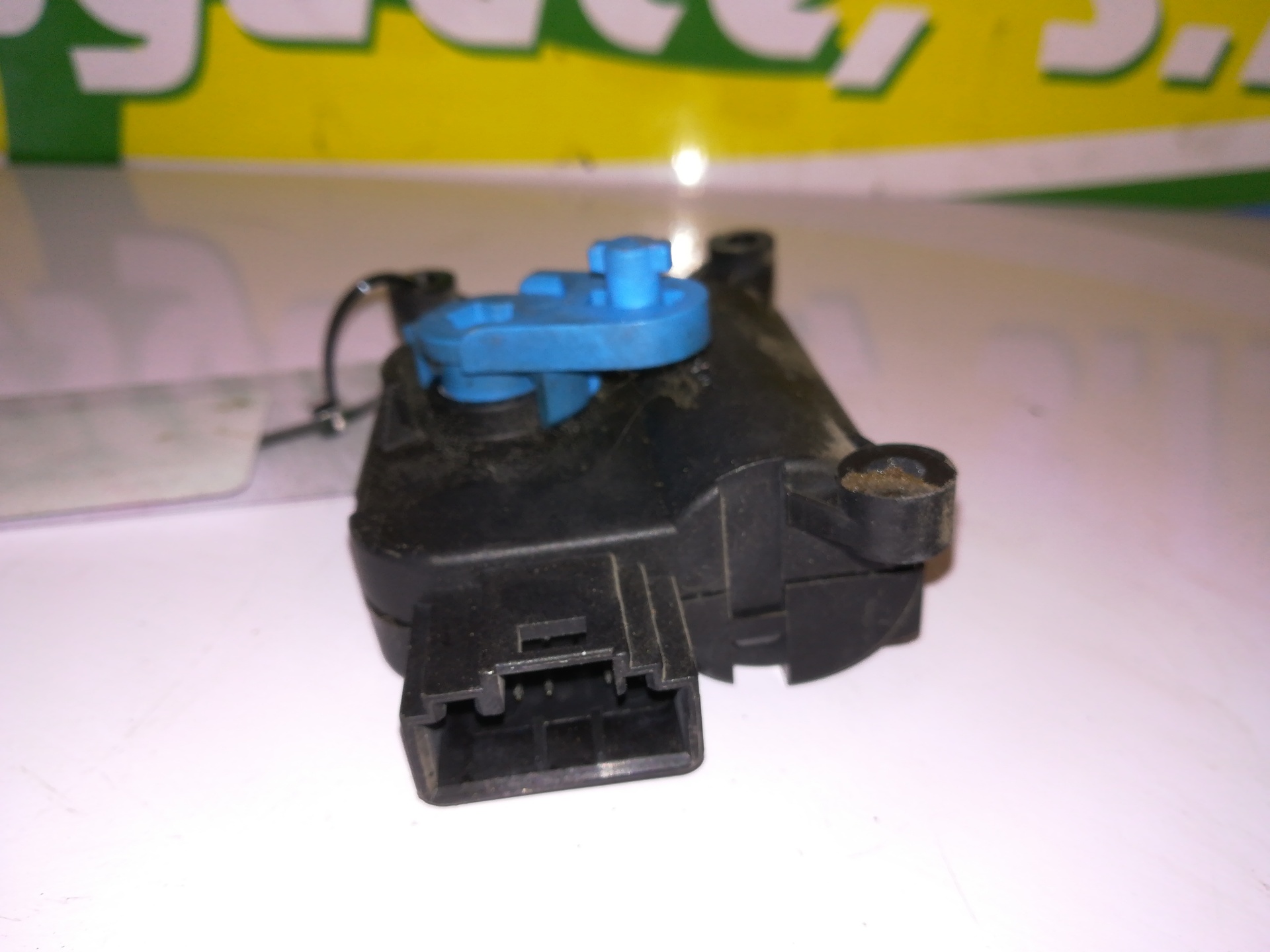 VOLKSWAGEN Touran 1 generation (2003-2015) Air Conditioner Air Flow Valve Motor 0132801343 25396458