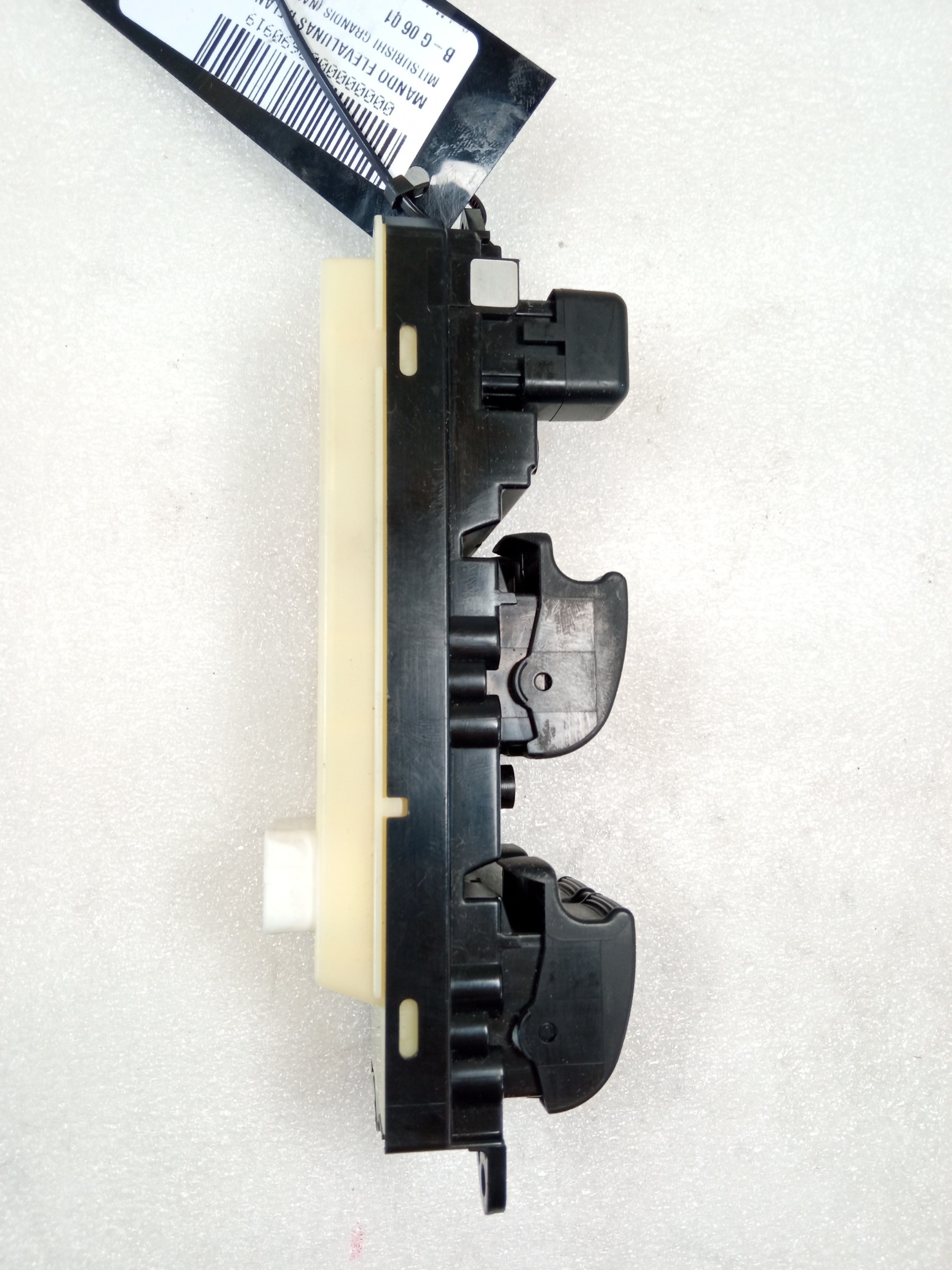 MITSUBISHI Grandis 1 generation (2003-2011) Кнопка стеклоподъемника передней левой двери MN141066, 14PINES 24854858