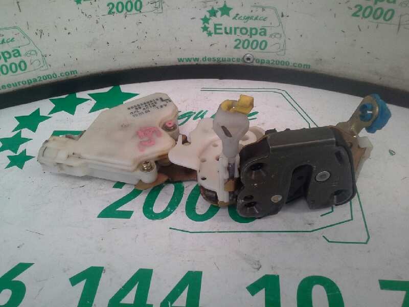 Cerradura puerta delantera izquierda GA14 de Nissan Almera i hatchback (n15) 1995-2000 87 CV - pieza usada