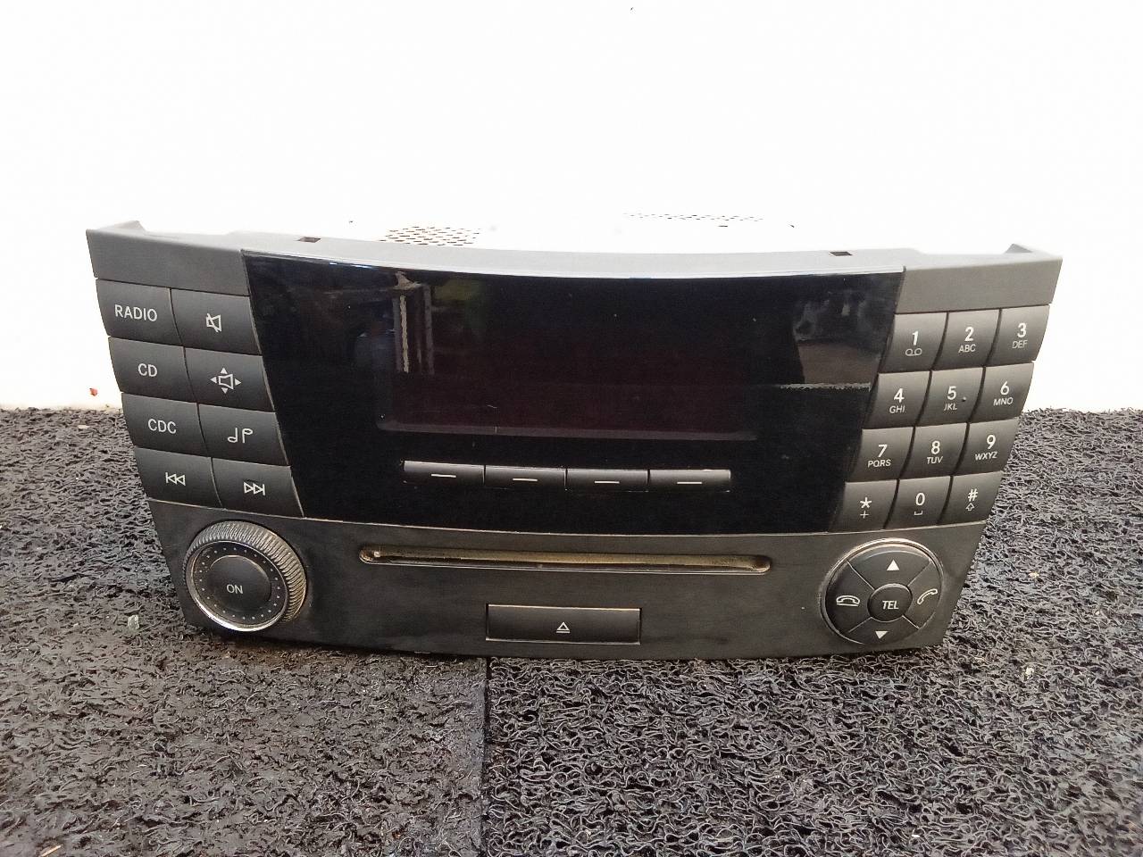 MERCEDES-BENZ E-Class W211/S211 (2002-2009) Lecteur de musique sans GPS A2118702889 19338382