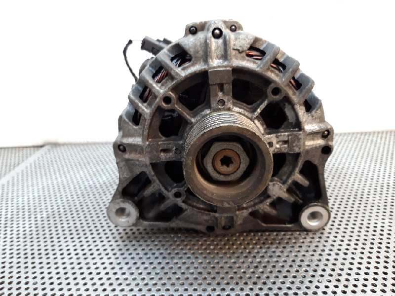 CITROËN C2 1 generation (2003-2009) Alternator 9649611780 19311798