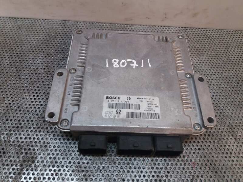 Switchboard engine uce RHT 0281011334 de Peugeot 807 2002-2010 107 CV con 298146 km