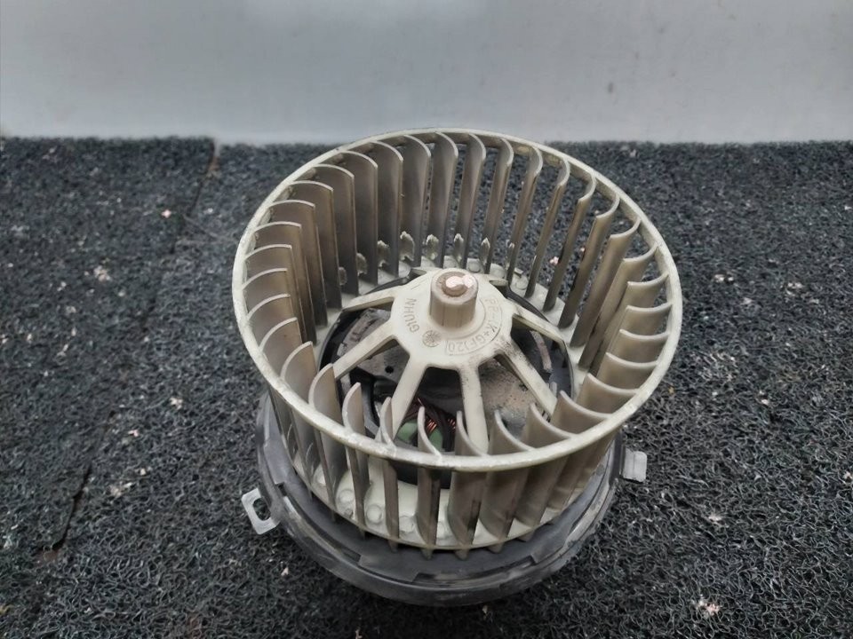 Motor calefacción ABFA YC1H18456CA de Ford Transit caja/chasis (fm_ _, fn_ _) 2000-2006 101 CV - pieza usada