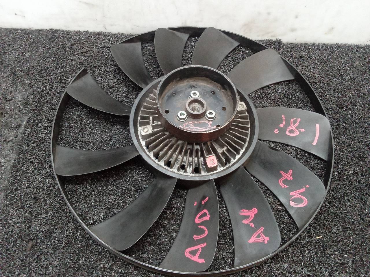 AUDI A4 B5/8D (1994-2001) Engine Cooling Fan Radiator 06B121347 18925310