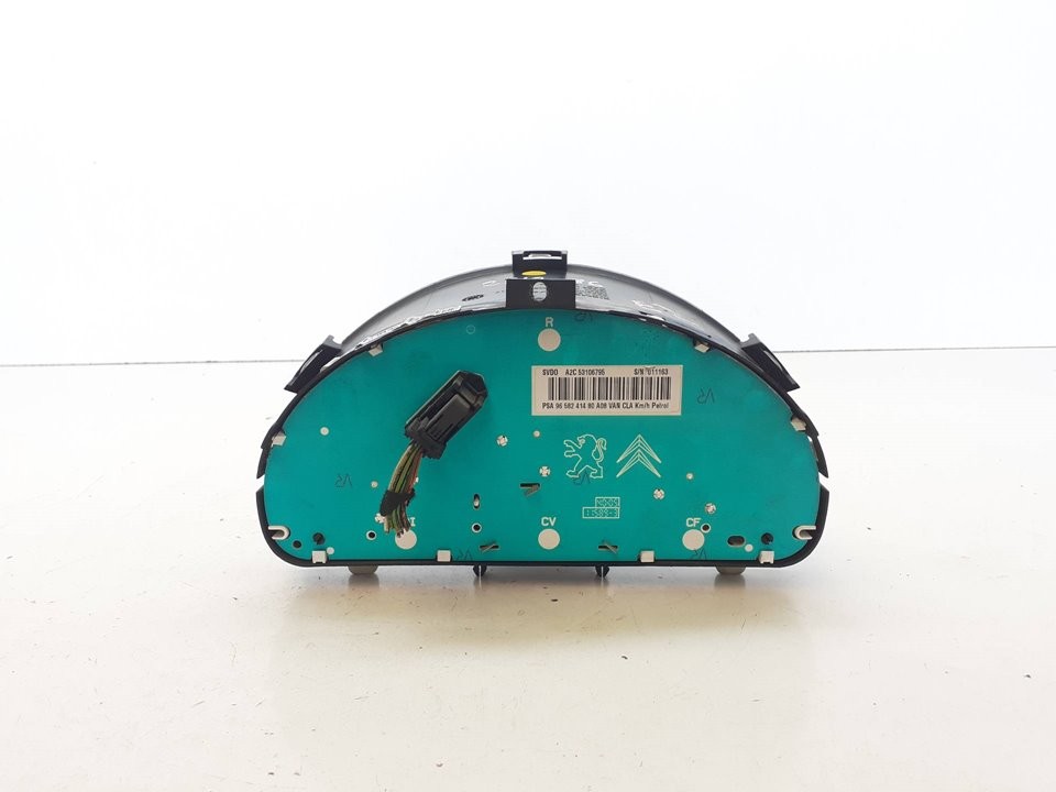 Cuadro de instrumentos KFV 9658241480 de Peugeot 1007 2005-2010 75 CV con 133240 km - pieza usada