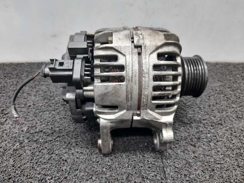 VOLKSWAGEN Polo 3 generation (1994-2002) Alternator 045903023 19327201