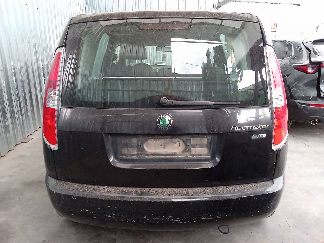 SKODA Roomster 5J  (2010-2015) Стартер 0001123012 24890309