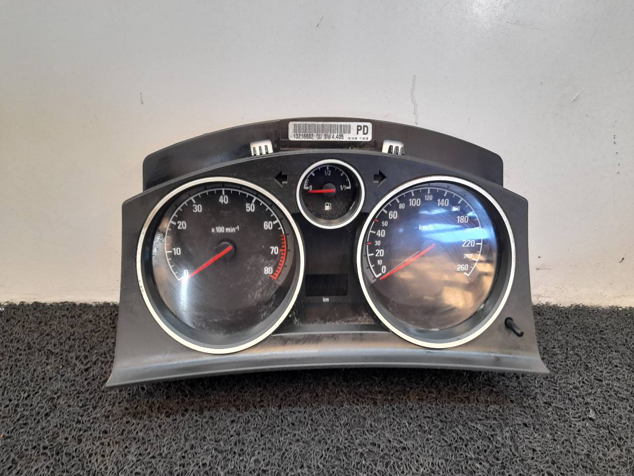 OPEL Zafira B (2005-2010) Speedometer 13216682 19355284