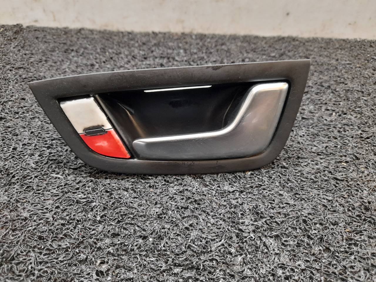 AUDI A8 D3/4E (2002-2010) Andra interiördelar 4E0837020 24884685