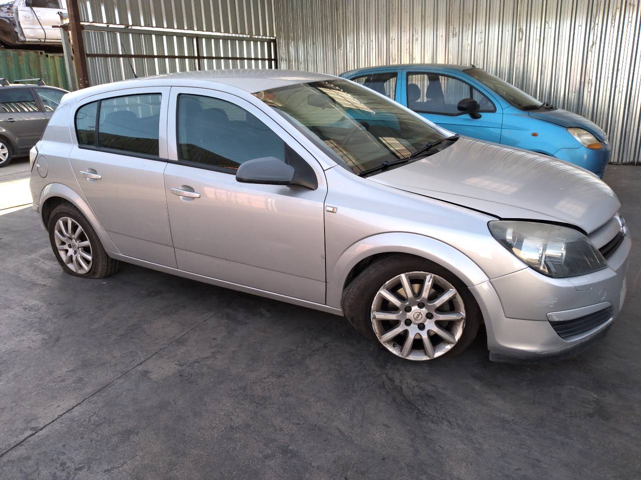 OPEL Astra J (2009-2020) Решітка радіатора 13108463 19347699