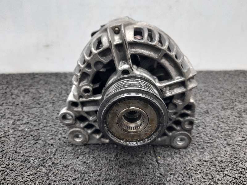 VOLKSWAGEN Polo 3 generation (1994-2002) Alternator 045903023 19327201