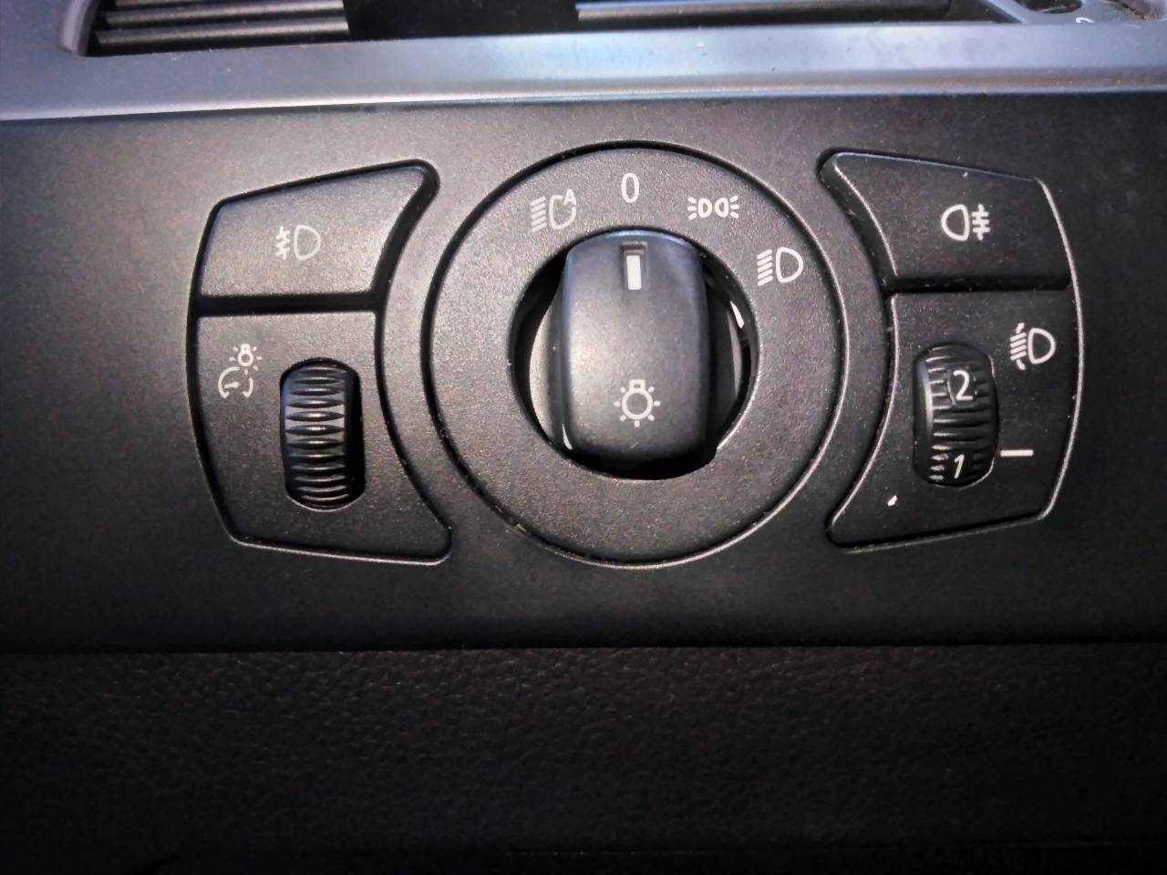 BMW 5 Series E60/E61 (2003-2010) Headlight Switch Control Unit 27234761