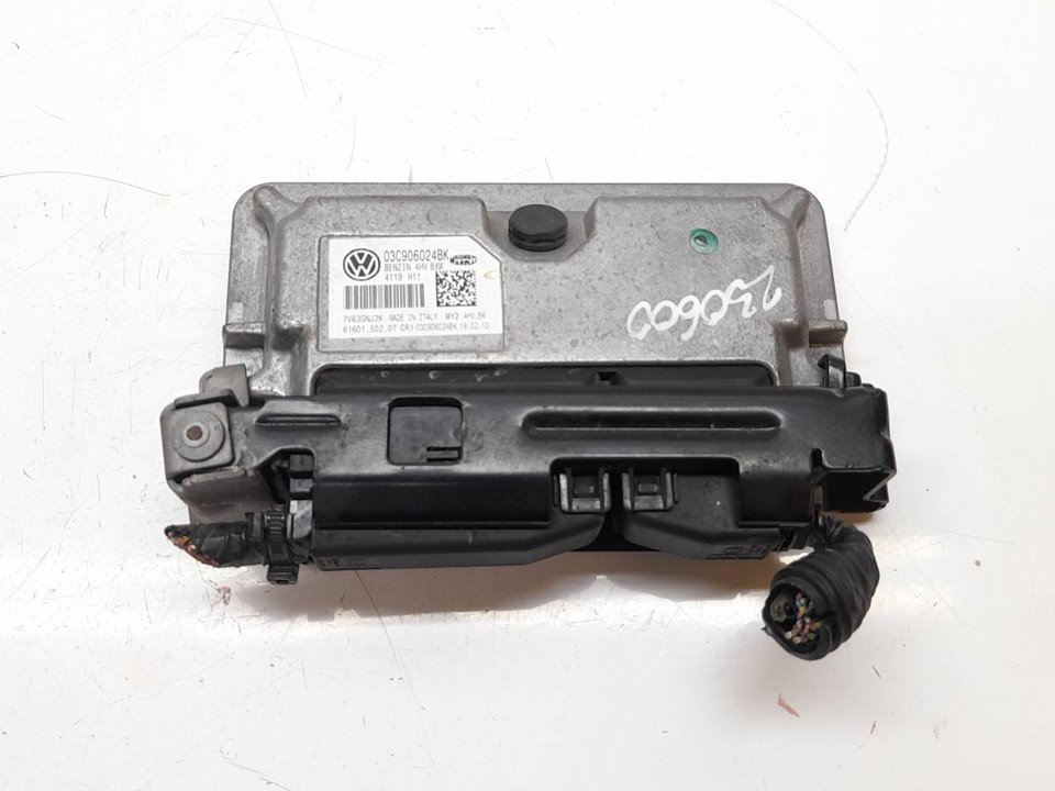 SEAT Ibiza 4 generation (2008-2017) Μονάδα ελέγχου κινητήρα ECU 03C906024BK 27226234