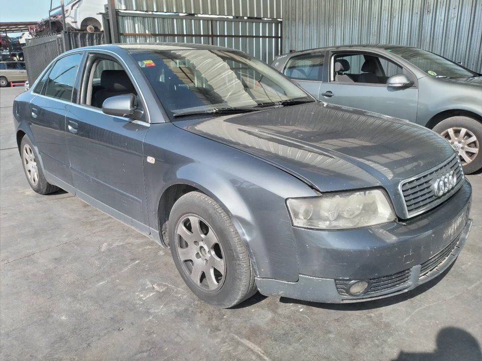 AUDI A4 B6/8E (2000-2005) Форсунка 038130073AN 22517768