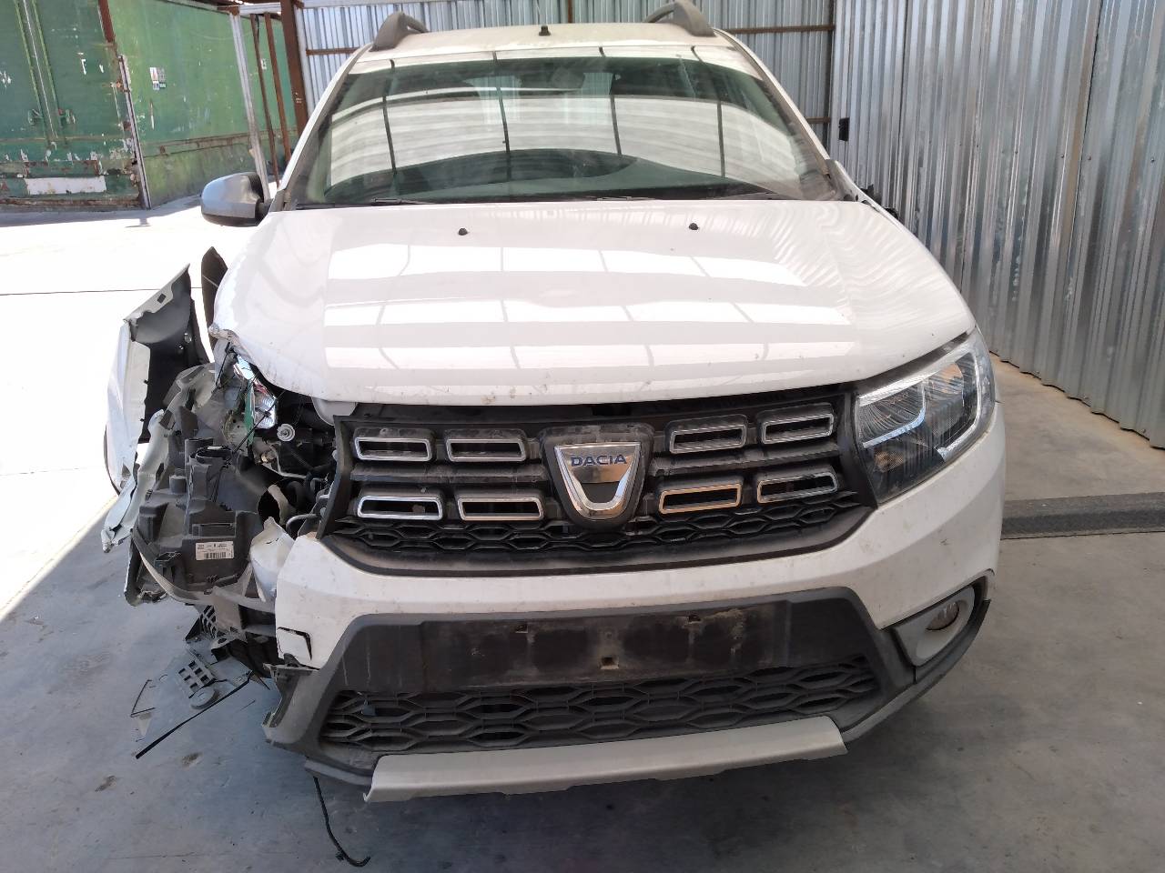 DACIA Logan 2 generation (2013-2020) Дроссельная заслонка 147100361R 19374327