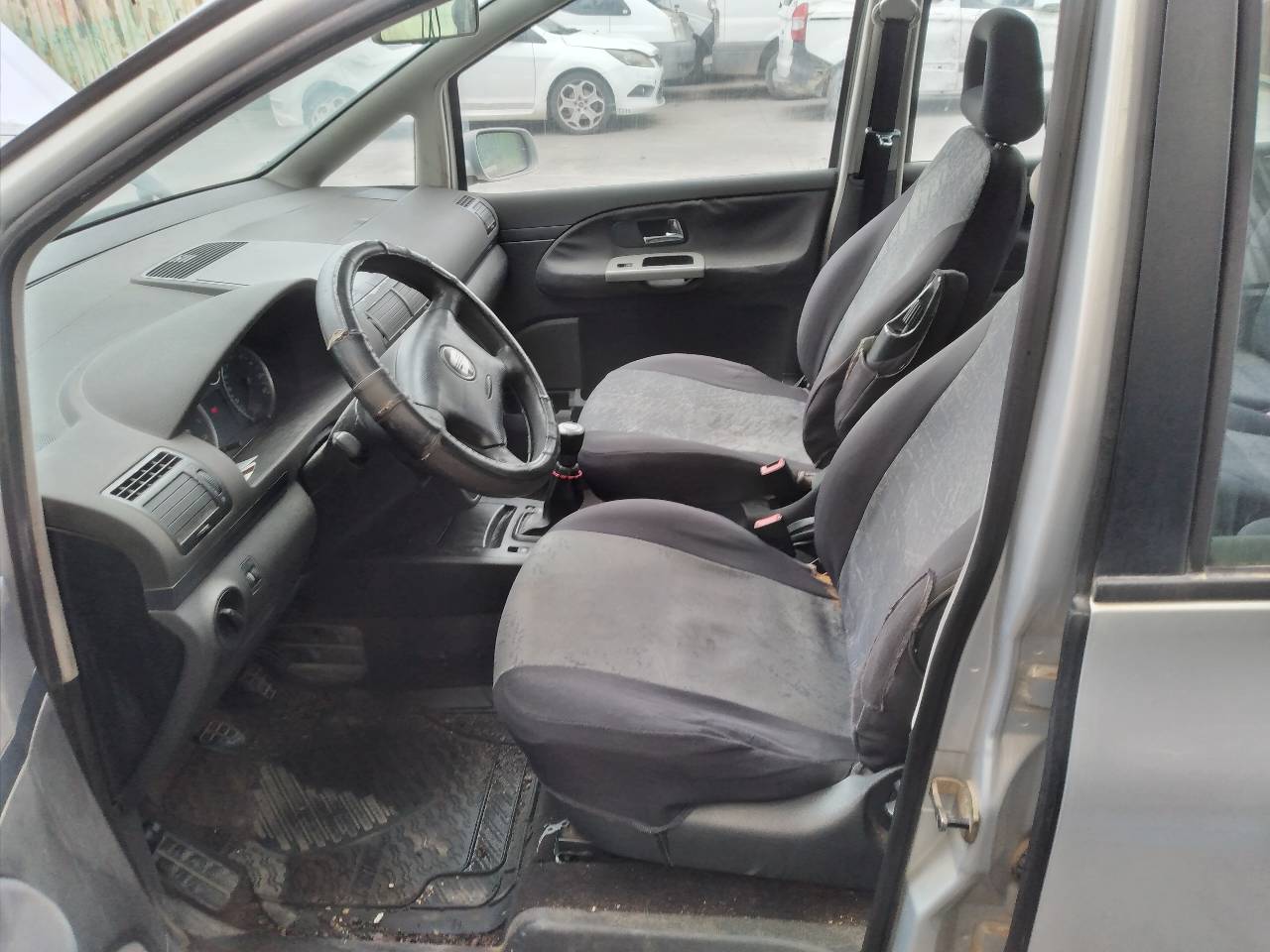 SEAT Alhambra 1 generation (1996-2010) Luftkonditioneringspump 711046001 19368396