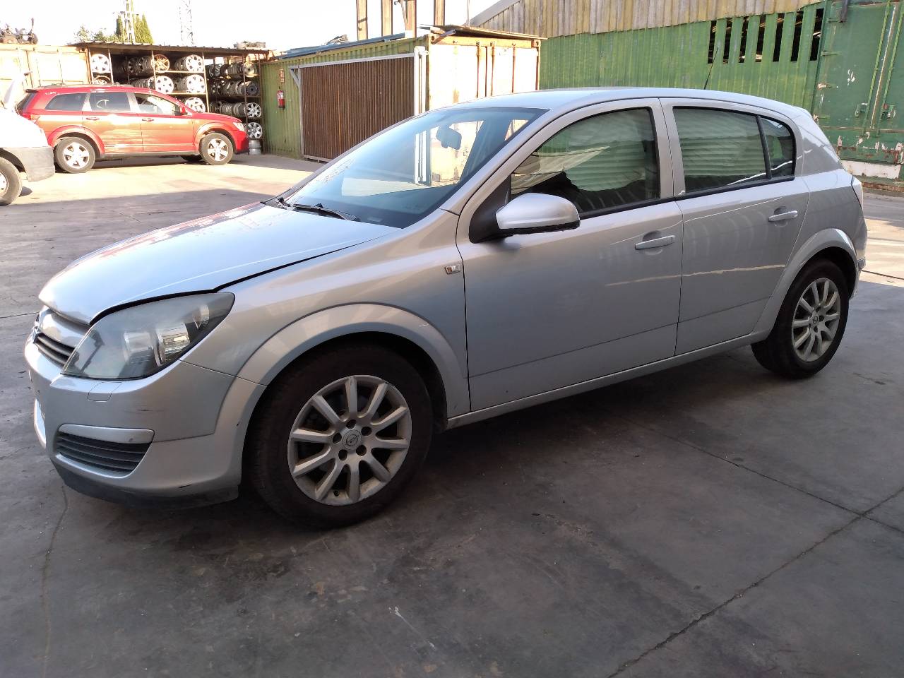 OPEL Astra J (2009-2020) Решітка радіатора 13108463 19347699