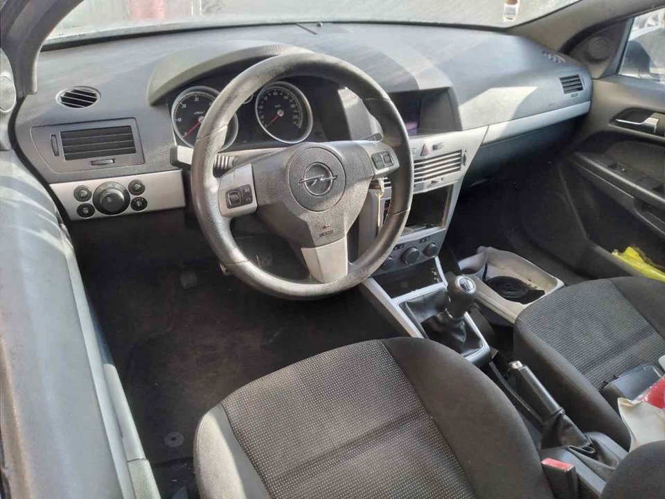 OPEL Astra H (2004-2014) Задня вісь 24956828