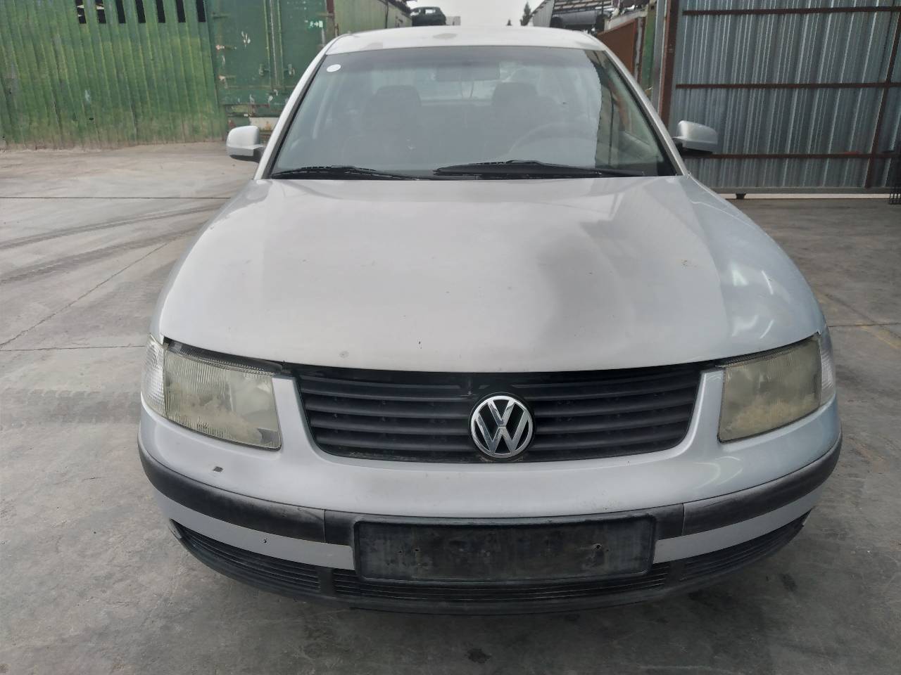 VOLKSWAGEN Passat B5 (1996-2005) Замок задніх правих дверей 19368962