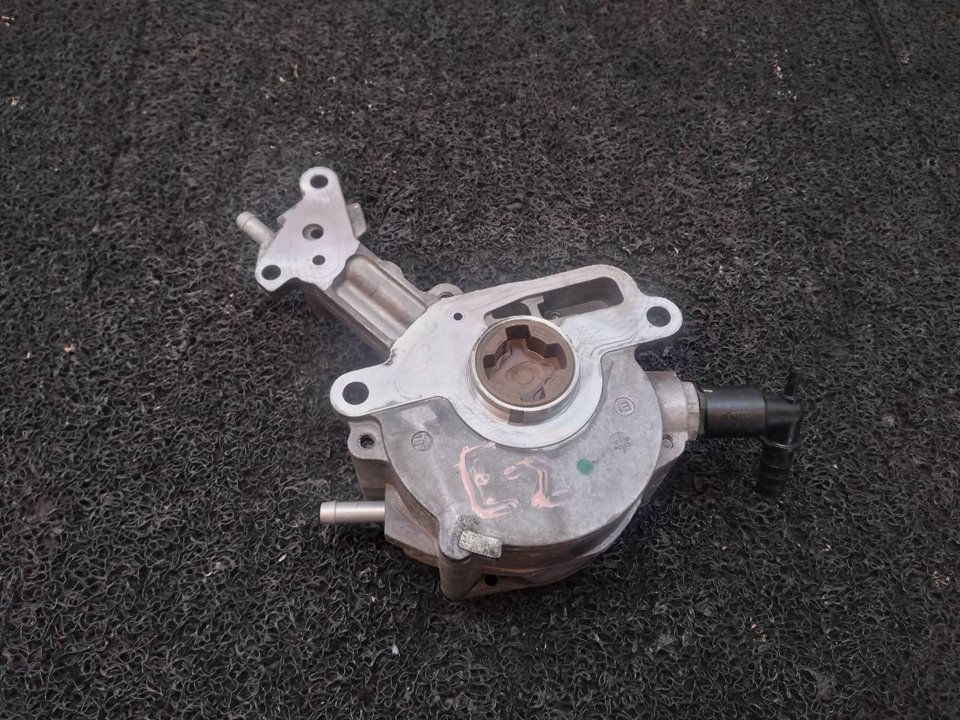 VOLKSWAGEN Touran 1 generation (2003-2015) Vacuum Pump 038145209M 24935493