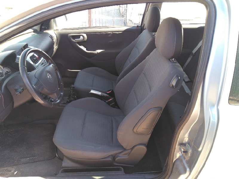 OPEL Corsa C (2000-2006) Музичний плеєр без GPS 13122929 19281184