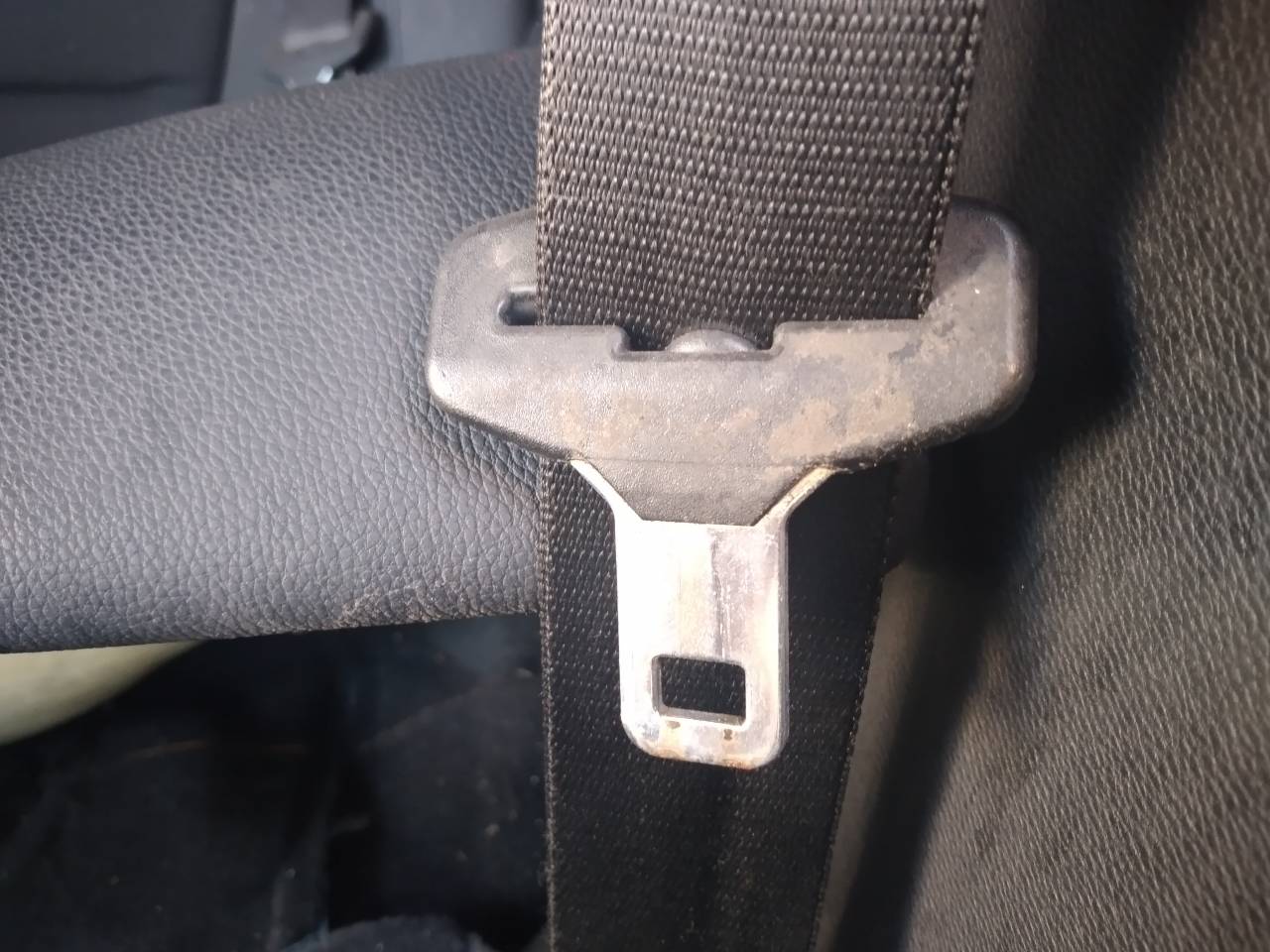 BMW 1 Series E81/E82/E87/E88 (2004-2013) Front Left Seatbelt 27233942