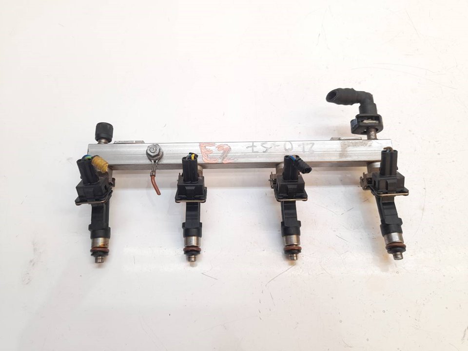 CHEVROLET Aveo T300 (2011-2020) Fuel Rail 0280151258 22498499