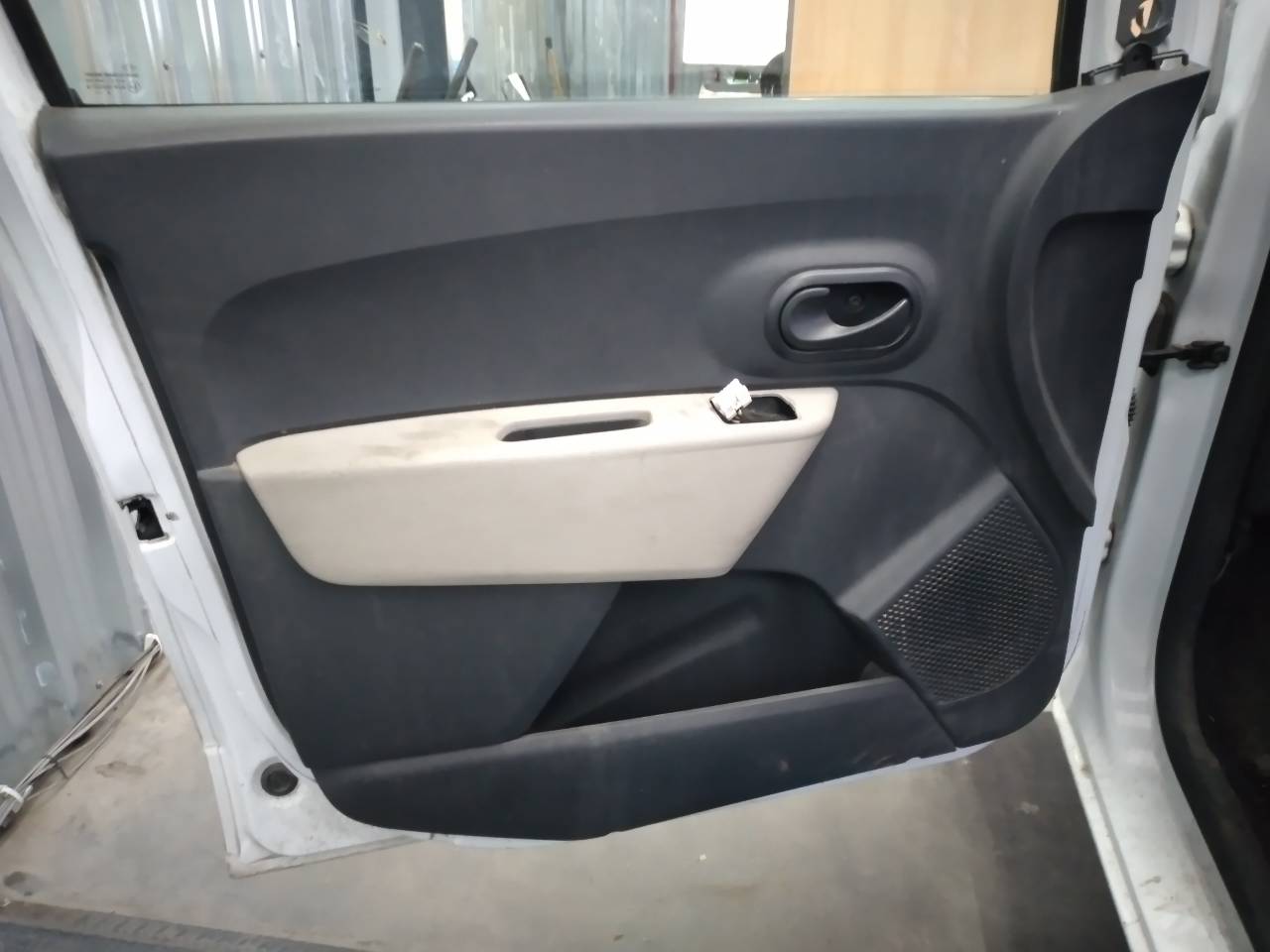 DACIA Lodgy 1 generation (2013-2024) Front Left Door Panel 27234589