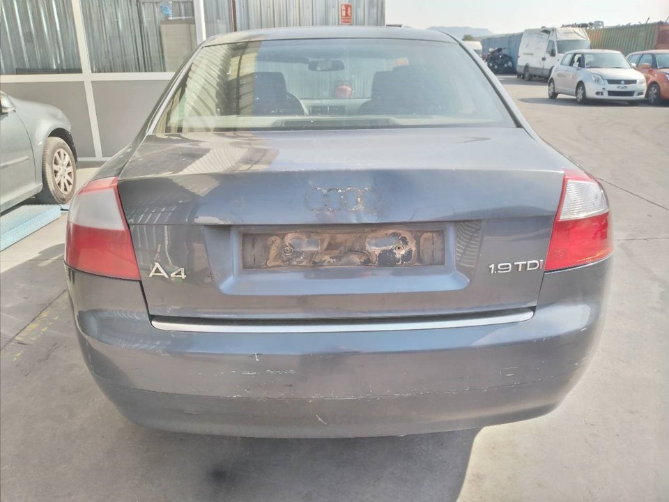 AUDI A4 B6/8E (2000-2005) Форсунка 038130073AN 22517768