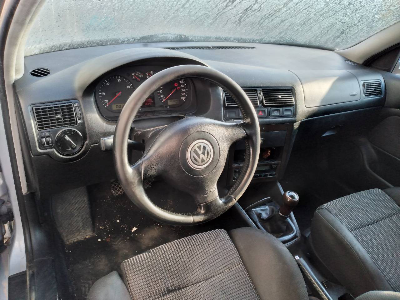 VOLKSWAGEN Bora 1 generation (1998-2005) Форсунка 038130073AL 19355546