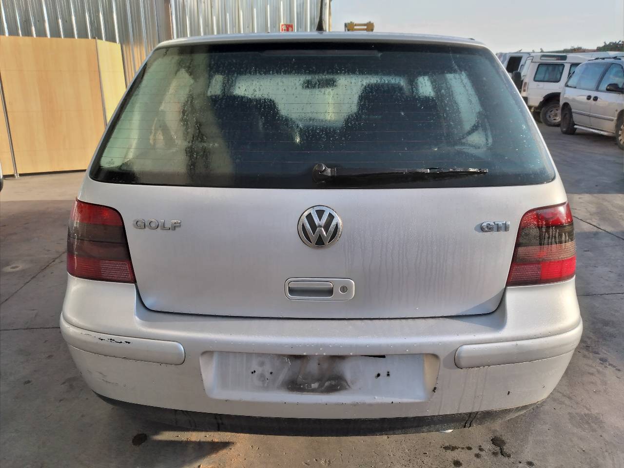 VOLKSWAGEN Bora 1 generation (1998-2005) Форсунка 038130073AL 19355546