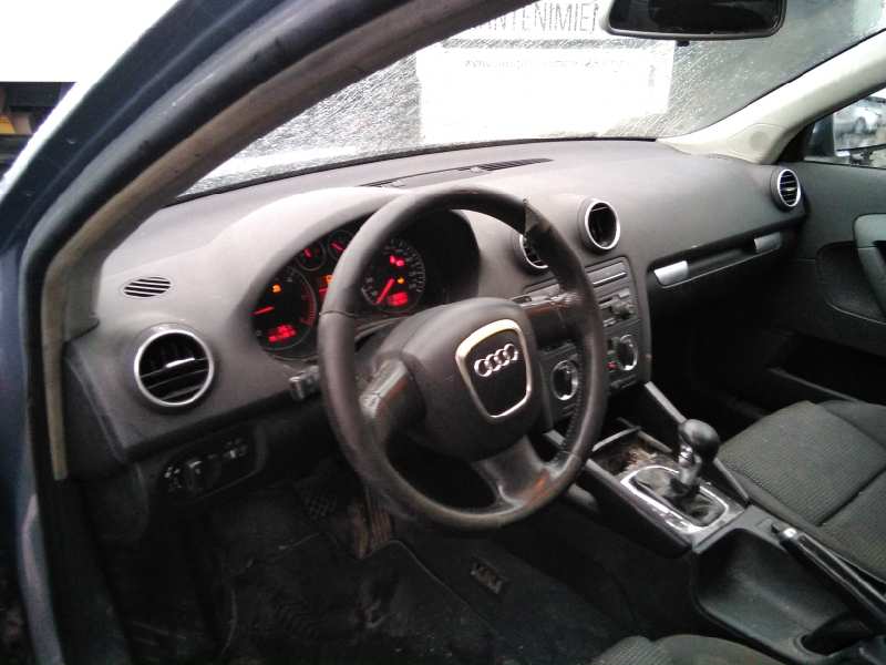 AUDI A2 8Z (1999-2005) Кнопка стеклоподъемника передней правой двери 4F0959855 19305203