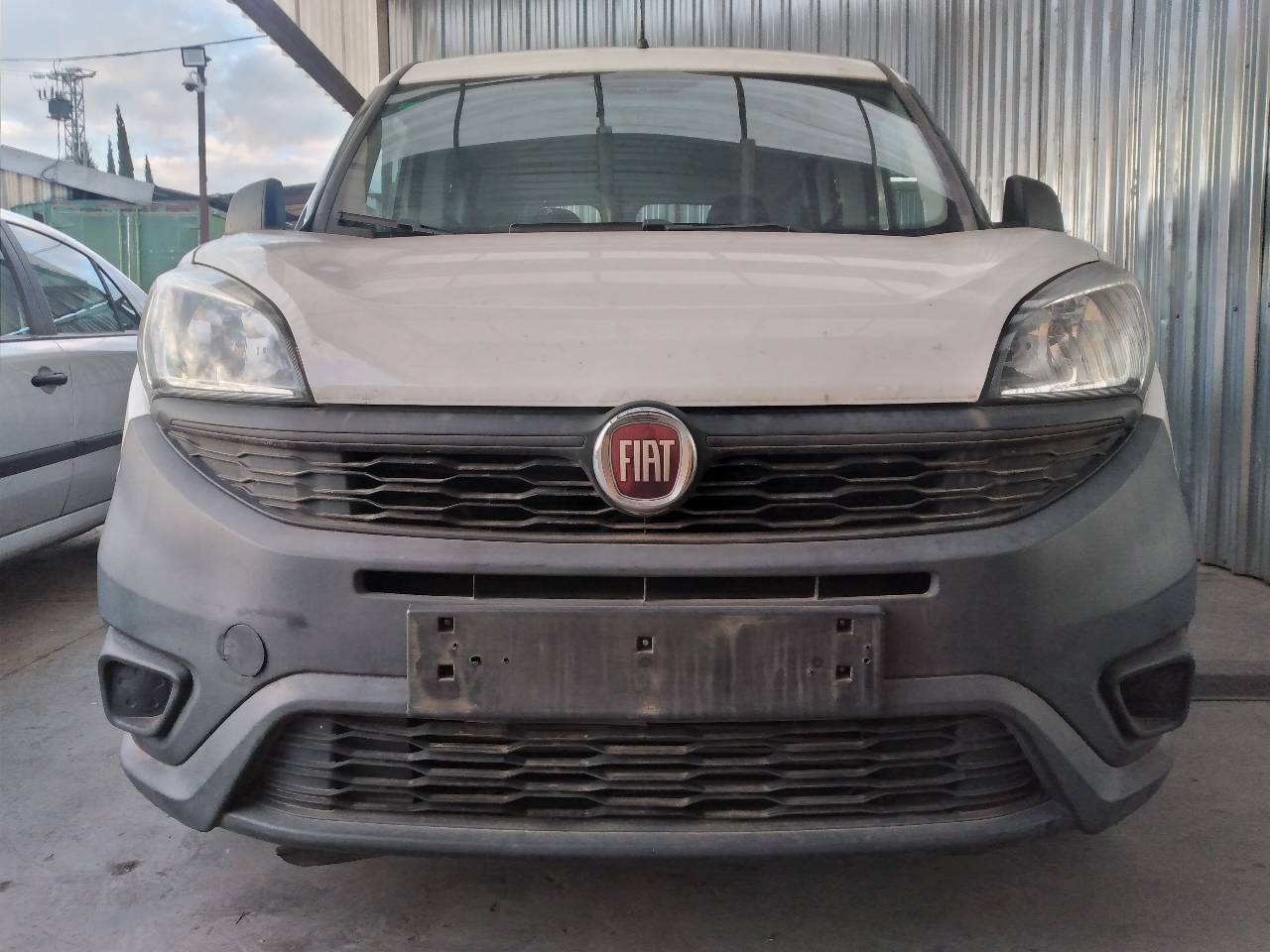 FIAT Right Side Sun Visor 27234928