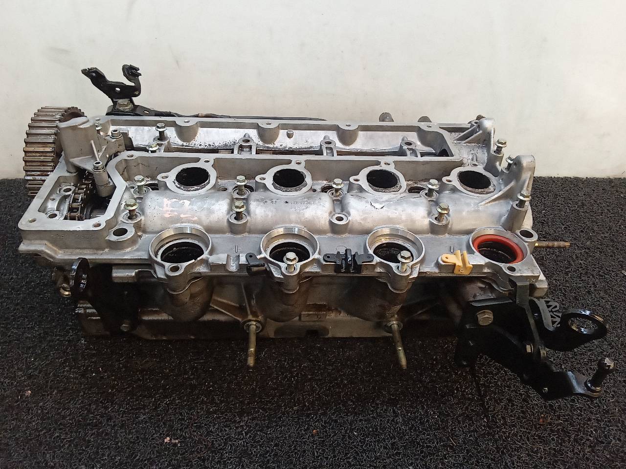 FORD C-Max 1 generation (2003-2010) Engine Cylinder Head 9641752610 19372154