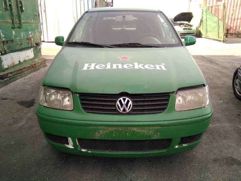 VOLKSWAGEN Polo 3 generation (1994-2002) Стеклоподъемник передней правой двери 19304185