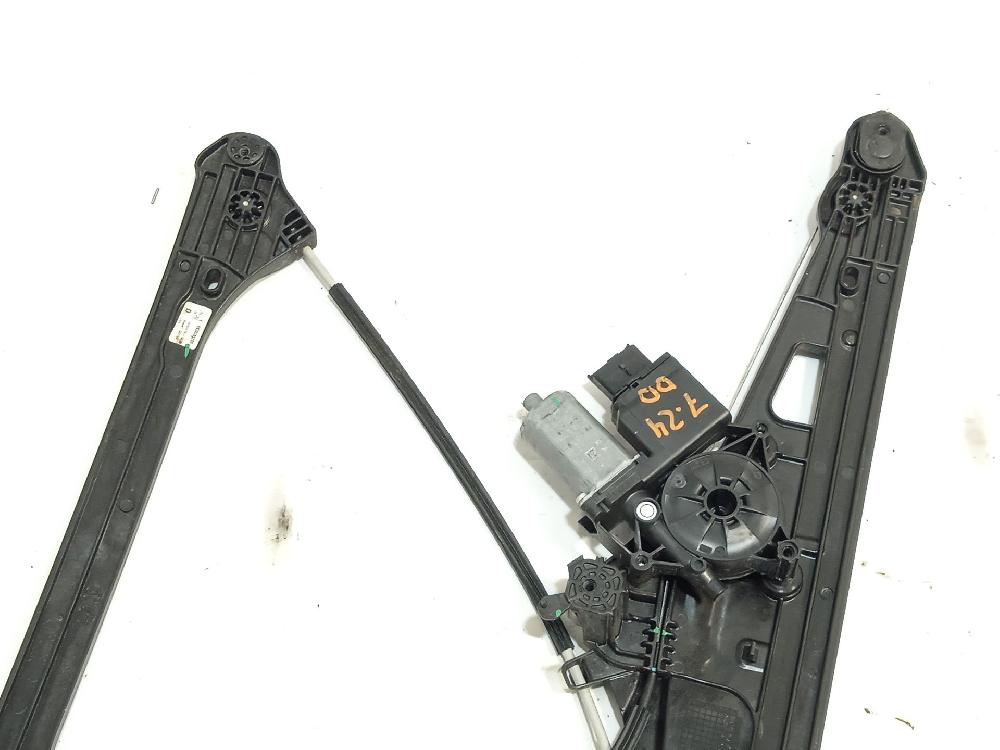 Elevalunas delantero derecho YH01 9829482280 de Peugeot 3008 suv (mc_, mr_, mj_, m4_) 2016-0 131 CV - pieza usada