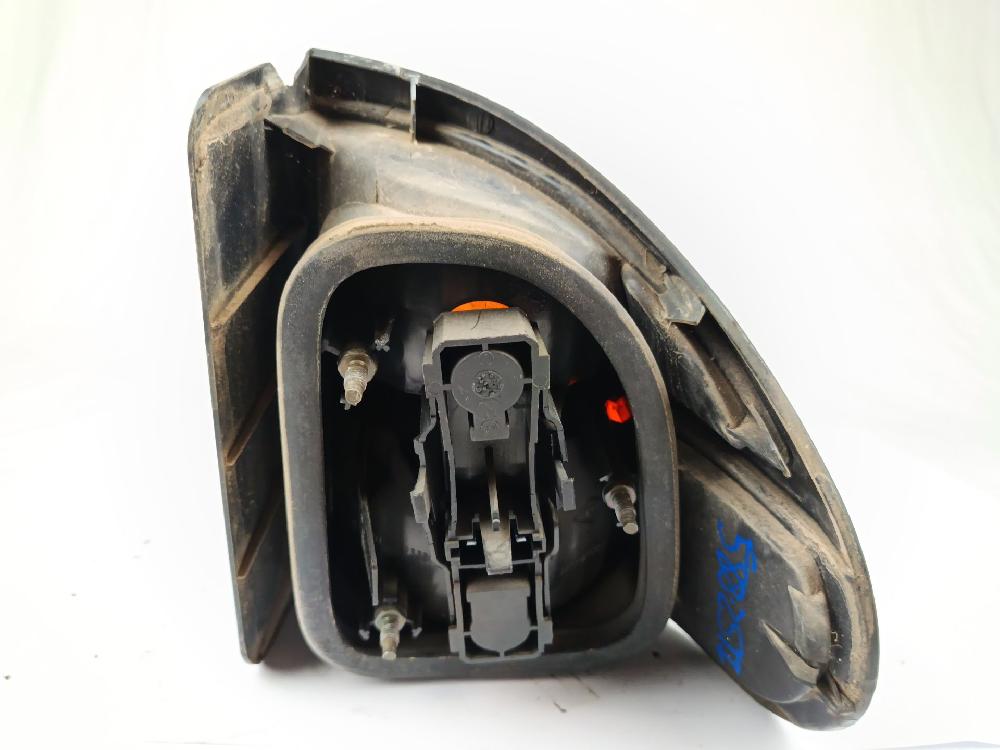 Rear lamp lh F4P A7 7700420122 de Renault Laguna i (b56_, 556_) 1997-2001 120 CV - pieza usada