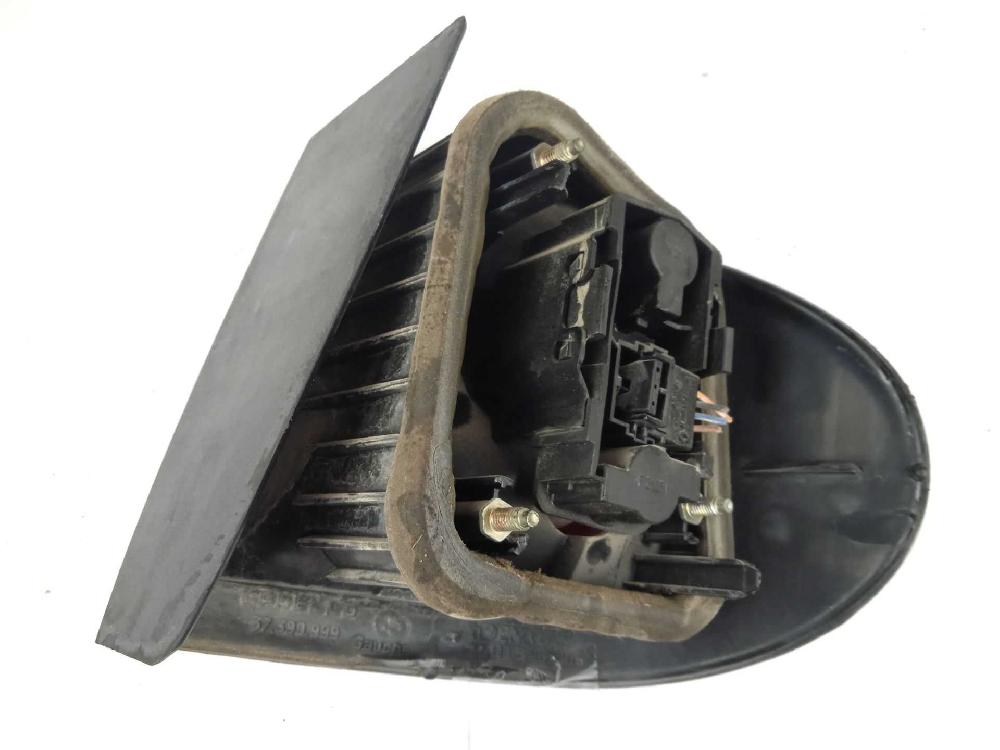 Piloto trasero izquierdo K7M 720 7700838530 de Renault Megane i classic (la0/1_) 1997-2001 75 CV - pieza usada