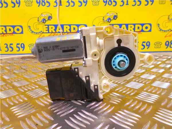 VOLKSWAGEN Golf Plus 2 generation (2009-2014) Rear Right Door Window Control Motor 1K0959704AG 24487297