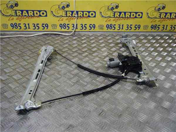 RENAULT Megane 3 generation (2008-2020) Priekšējo labo durvju logu pacelšanas motorīts 807206746R 25898653