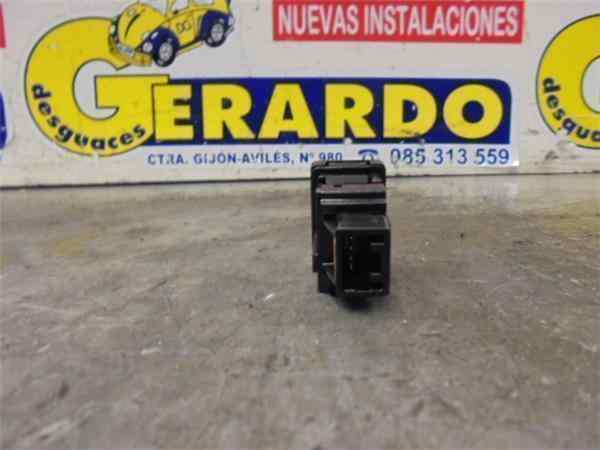 TOYOTA RAV4 2 generation (XA20) (2000-2006) Headlight Switch Control Unit 24477708