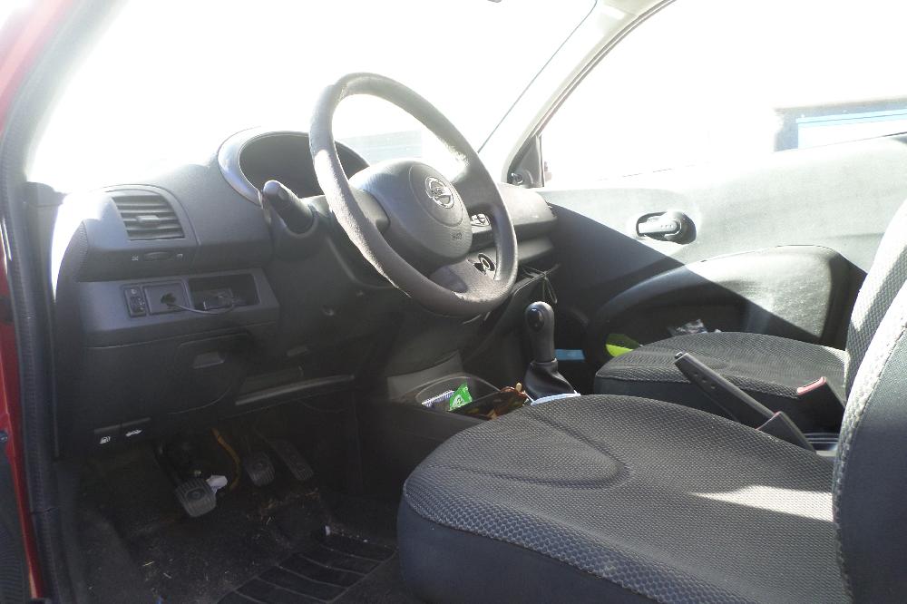 SEAT Cordoba 2 generation (1999-2009) Priekinių kairių durų stiklo pakelėjas 0130822202 24512272