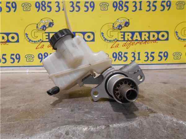 MERCEDES-BENZ C-Class W203/S203/CL203 (2000-2008) Brake Cylinder A2044300002 25898875