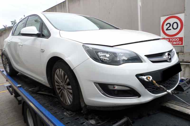 OPEL Astra J (2009-2020) Spidometras (Prietaisų skydelis) 13433804 25899096