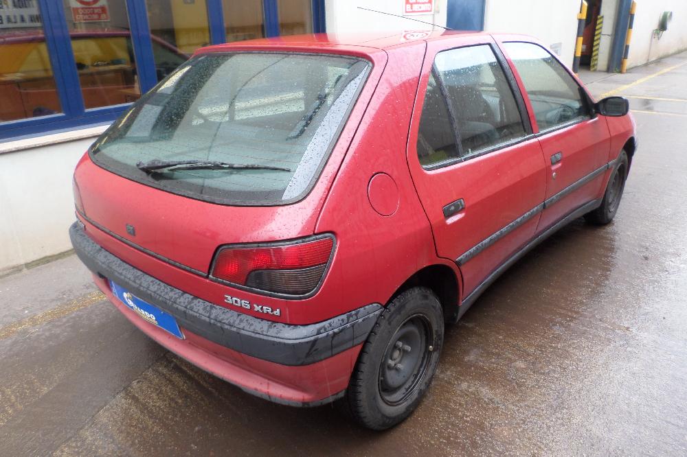 PEUGEOT 306 1 generation (1993-2002) Фара передняя левая 0085094 26037214