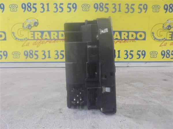 AUDI 80 B4 (1991-1996) Front Left Door Window Switch 24538330
