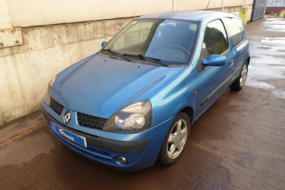 RENAULT Clio 3 generation (2005-2012) Стартер 8200021396,M000T86181 25920618