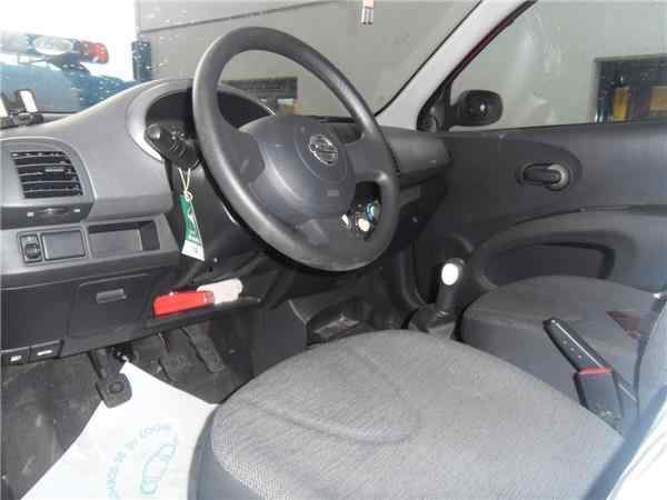 SEAT Cordoba 2 generation (1999-2009) Saugiklių dėžė 24477439